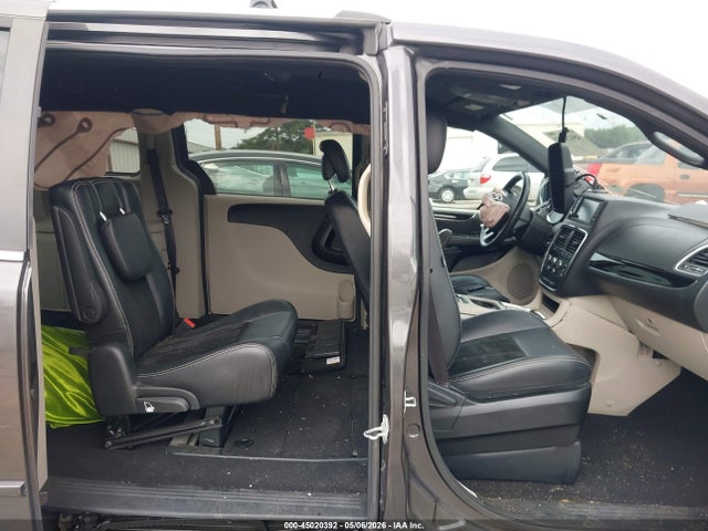 Продажа на аукционе авто 2017 Dodge Grand Caravan Sxt, vin: 2C4RDGCG7HR712679, номер лота: 45020392