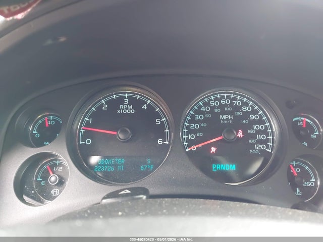 1GNSCJE04ER132171 Chevrolet Suburban 1500 Lt