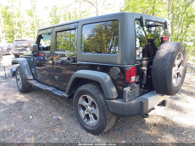 45020440 :رقم المزاد ، 1C4BJWDG2FL694049 vin ، 2015 Jeep Wrangler Unlimited Sport مزاد بيع