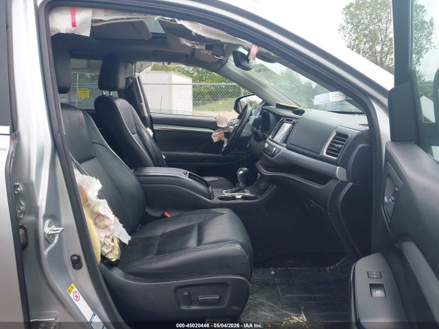 2017 Toyota Highlander Xle მანქანა იყიდება აუქციონზე, vin: 5TDJZRFH6HS369529, აუქციონის ნომერი: 45020446
