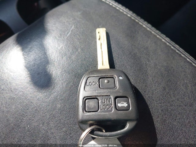 2003 Lexus Es 300 მანქანა იყიდება აუქციონზე, vin: JTHBF30G530093199, აუქციონის ნომერი: 45020516