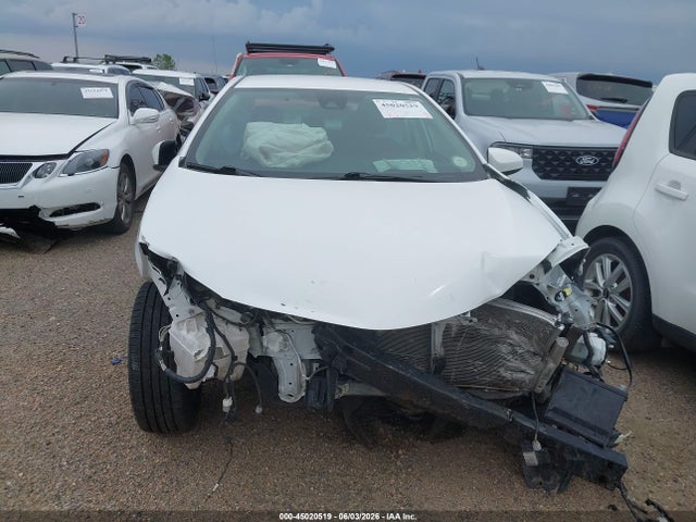 Toyota COROLLA LE 2018 2T1BURHE1JC016488 Image 12