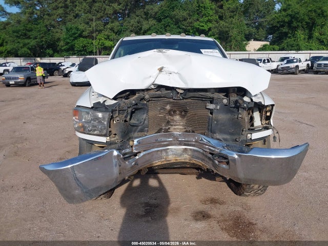 45020534 :رقم المزاد ، 3C63RRGL8FG518523 vin ، 2015 Ram 3500 Tradesman مزاد بيع