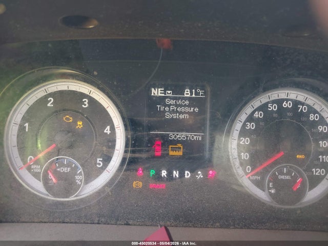 45020534 :رقم المزاد ، 3C63RRGL8FG518523 vin ، 2015 Ram 3500 Tradesman مزاد بيع