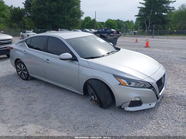 Продажа на аукционе авто 2022 Nissan Altima Sv Fwd, vin: 1N4BL4DV1NN329707, номер лота: 45020589