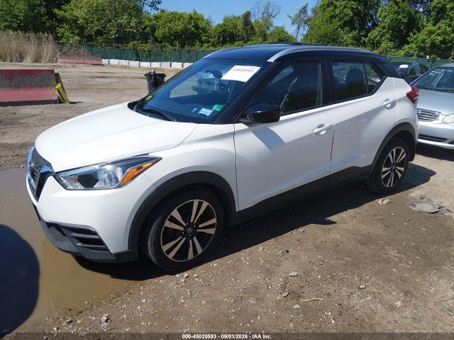 45020593 :رقم المزاد ، 3N1CP5CU7JL540649 vin ، 2018 Nissan Kicks Sv مزاد بيع