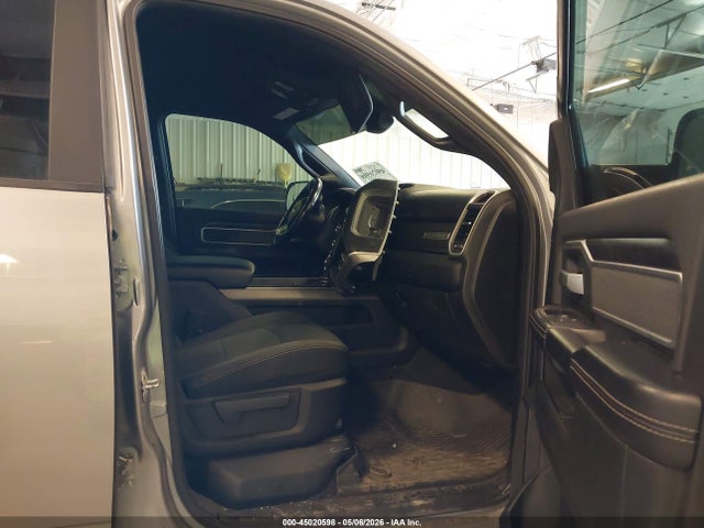 45020598 :رقم المزاد ، 3C6UR5DJ0LG281456 vin ، 2020 Ram 2500 Big Horn  4x4 6'4 Box مزاد بيع