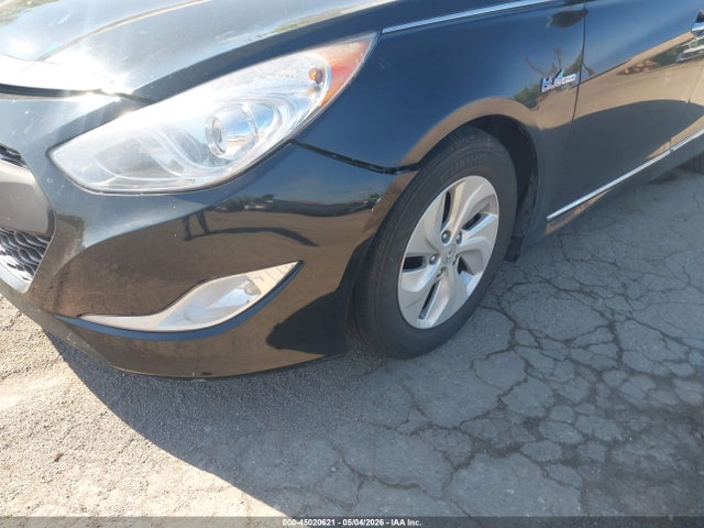 Продажа на аукционе авто 2015 Hyundai Sonata Hybrid, vin: KMHEC4A42FA131290, номер лота: 45020621