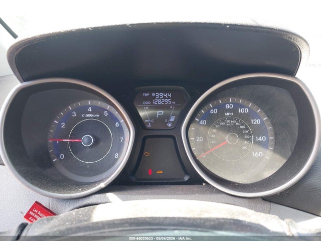45020623 :رقم المزاد ، KMHDH4AE8DU786717 vin ، 2013 Hyundai Elantra Limited مزاد بيع