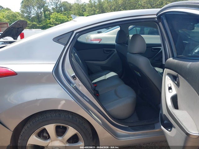 45020623 :رقم المزاد ، KMHDH4AE8DU786717 vin ، 2013 Hyundai Elantra Limited مزاد بيع