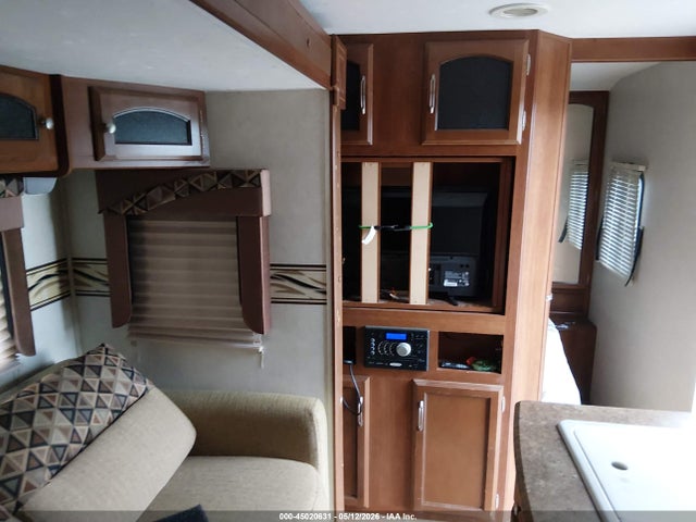 Продажа на аукционе авто 2013 Coachmen Freedom Express, vin: 5ZT2FEBB8DA007776, номер лота: 45020631