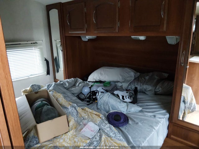 Продажа на аукционе авто 2013 Coachmen Freedom Express, vin: 5ZT2FEBB8DA007776, номер лота: 45020631