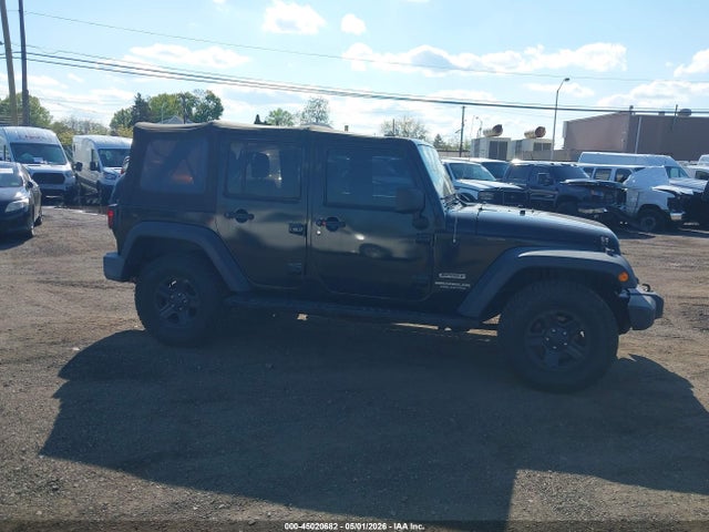 45020682 :رقم المزاد ، 1C4BJWDG5HL584048 vin ، 2017 Jeep Wrangler Unlimited Sport 4x4 مزاد بيع