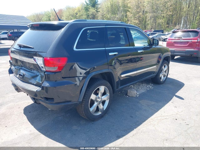 45020690 :رقم المزاد ، 1J4RR6GT2BC586583 vin ، 2011 Jeep Grand Cherokee Overland مزاد بيع
