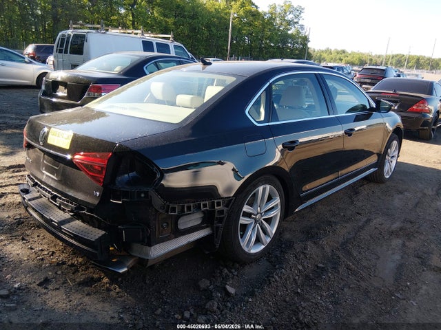 2017 Volkswagen Passat V6 Sel Premium მანქანა იყიდება აუქციონზე, vin: 1VWCM7A3XHC041441, აუქციონის ნომერი: 45020693