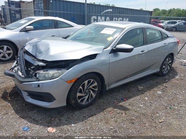 45020711 :رقم المزاد ، 19XFC2F79HE038119 vin ، 2017 Honda Civic Ex مزاد بيع