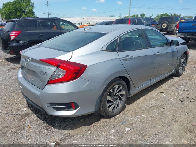 45020711 :رقم المزاد ، 19XFC2F79HE038119 vin ، 2017 Honda Civic Ex مزاد بيع