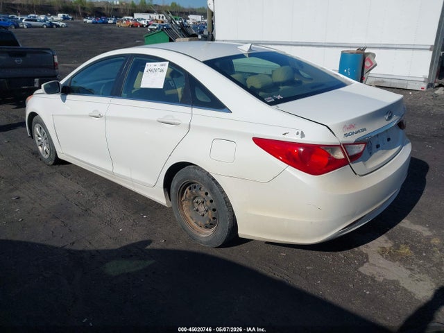Продажа на аукционе авто 2012 Hyundai Sonata Gls, vin: 5NPEB4AC2CH381812, номер лота: 45020746