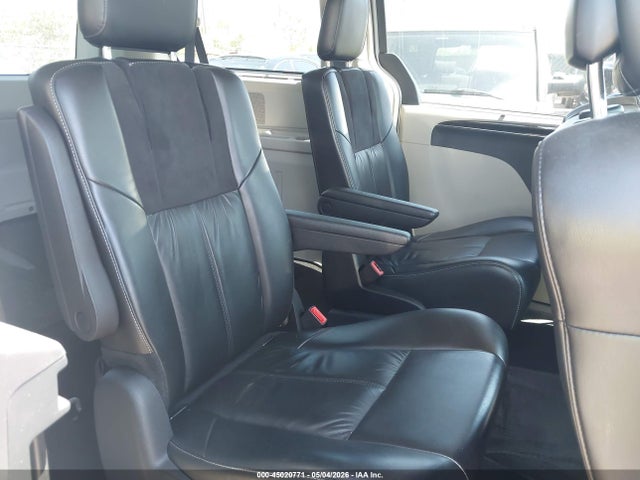 Продажа на аукционе авто 2016 Chrysler Town & Country Limited Platinum, vin: 2C4RC1GG3GR121953, номер лота: 45020771