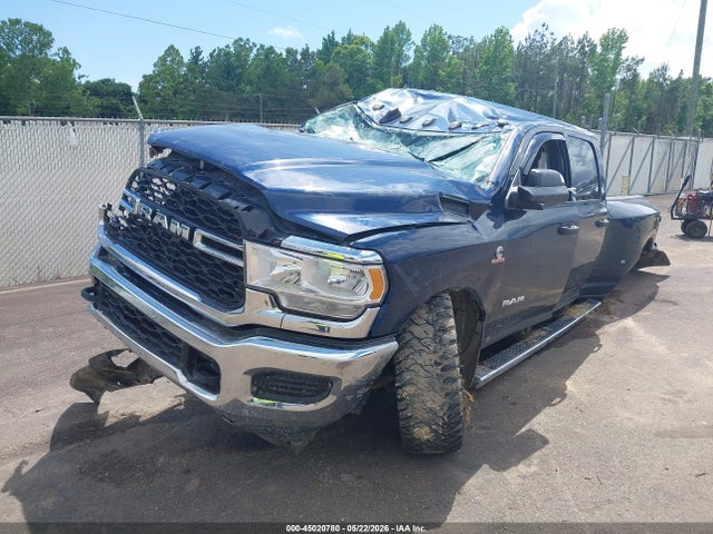 3C63RRGL0NG190643 RAM 3500 Tradesman 4x4 8&#039; Box