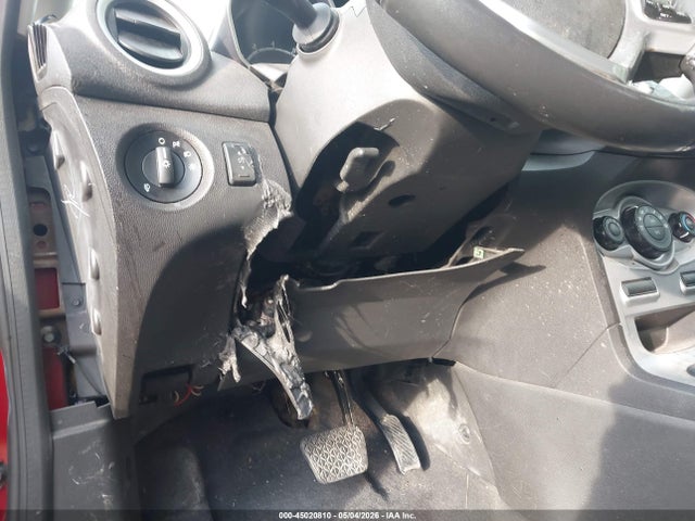 45020810 :رقم المزاد ، 3FADP4BJ1EM136223 vin ، 2014 Ford Fiesta Se مزاد بيع