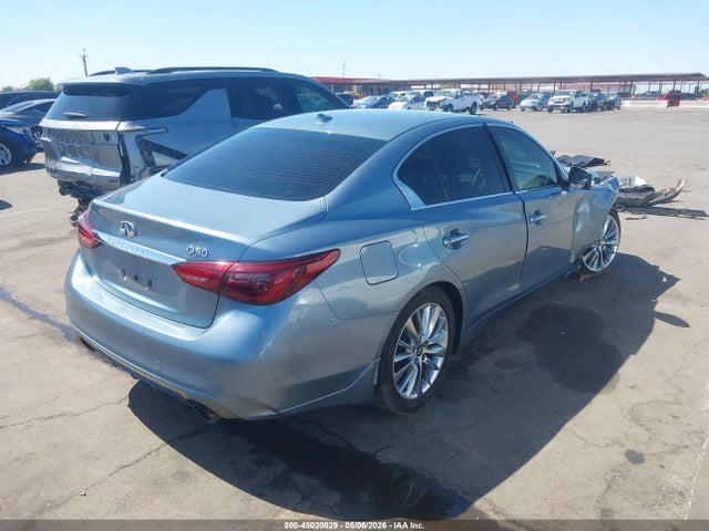 45020829 :رقم المزاد ، JN1EV7AP1JM353825 vin ، 2018 Infiniti Q50 3.0t Luxe مزاد بيع