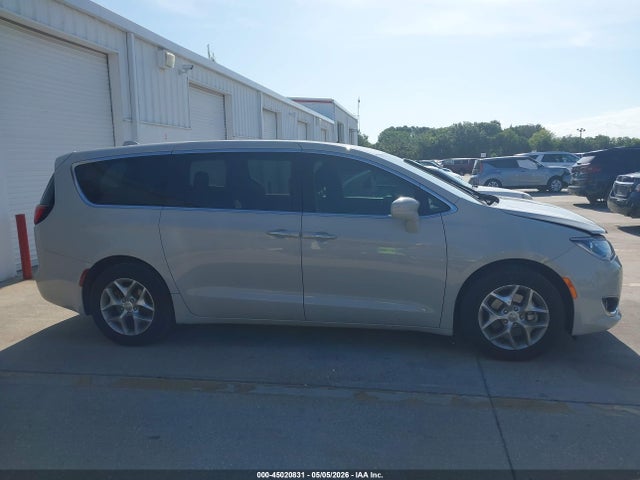 Продажа на аукционе авто 2020 Chrysler Pacifica Touring, vin: 2C4RC1FGXLR261932, номер лота: 45020831