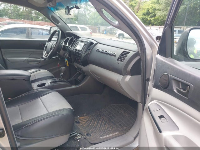 45020835 :رقم المزاد ، 5TFTX4CNXFX054994 vin ، 2015 Toyota Tacoma مزاد بيع