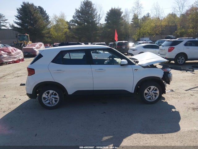 45020887 :رقم المزاد ، KMHRB8A34MU069423 vin ، 2021 Hyundai Venue Se مزاد بيع