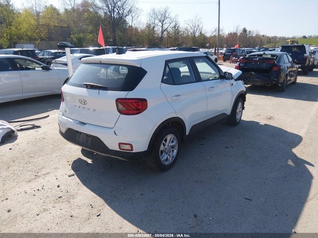 45020887 :رقم المزاد ، KMHRB8A34MU069423 vin ، 2021 Hyundai Venue Se مزاد بيع
