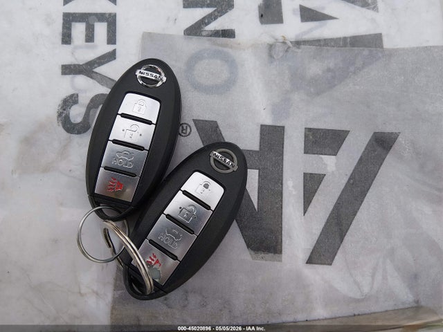 2015 Nissan Sentra Sr მანქანა იყიდება აუქციონზე, vin: 3N1AB7APXFY228527, აუქციონის ნომერი: 45020896