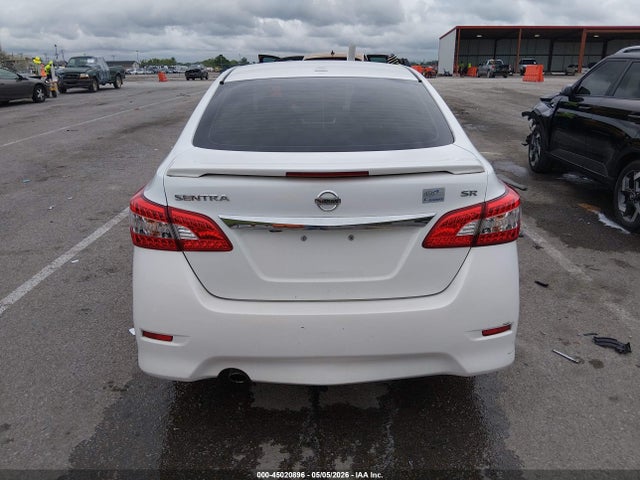 2015 Nissan Sentra Sr მანქანა იყიდება აუქციონზე, vin: 3N1AB7APXFY228527, აუქციონის ნომერი: 45020896