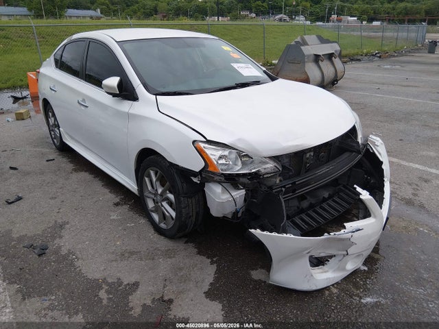 2015 Nissan Sentra Sr მანქანა იყიდება აუქციონზე, vin: 3N1AB7APXFY228527, აუქციონის ნომერი: 45020896