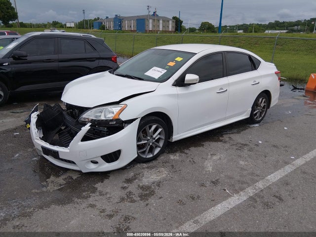 2015 Nissan Sentra Sr მანქანა იყიდება აუქციონზე, vin: 3N1AB7APXFY228527, აუქციონის ნომერი: 45020896