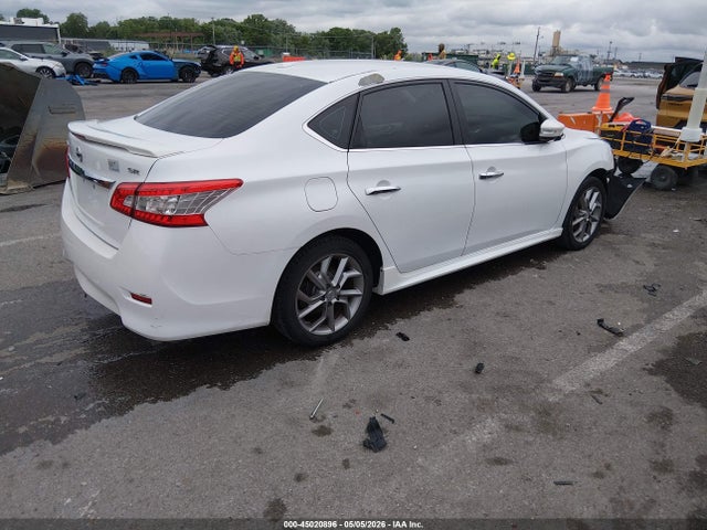 2015 Nissan Sentra Sr მანქანა იყიდება აუქციონზე, vin: 3N1AB7APXFY228527, აუქციონის ნომერი: 45020896