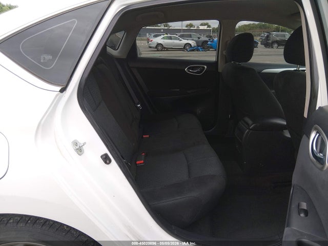 2015 Nissan Sentra Sr მანქანა იყიდება აუქციონზე, vin: 3N1AB7APXFY228527, აუქციონის ნომერი: 45020896