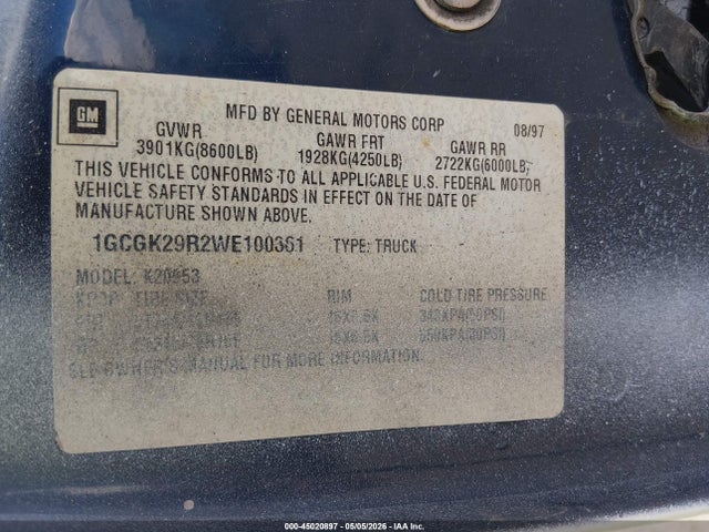 45020897 :رقم المزاد ، 1GCGK29R2WE100361 vin ، 1998 Chevrolet K2500 Fleetside مزاد بيع