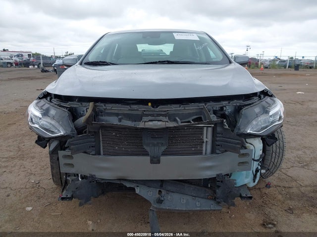 1G1ZE5ST7RF160263 Chevrolet Malibu Fwd 2lt