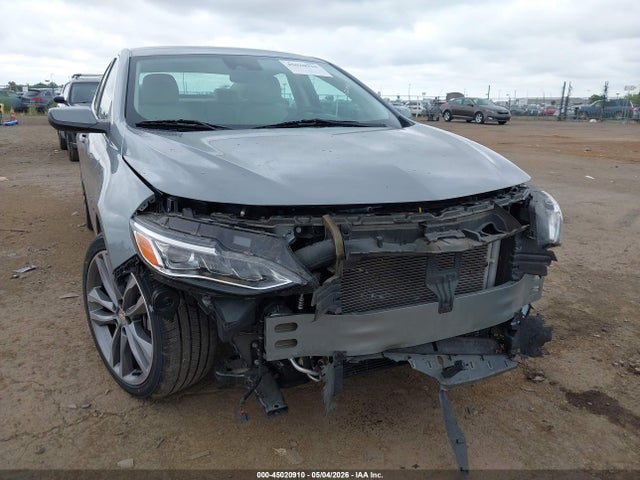 1G1ZE5ST7RF160263 Chevrolet Malibu Fwd 2lt