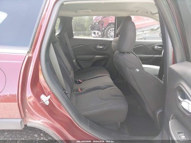 Продажа на аукционе авто 2019 Jeep Cherokee Latitude Fwd, vin: 1C4PJLCB4KD487421, номер лота: 45020998