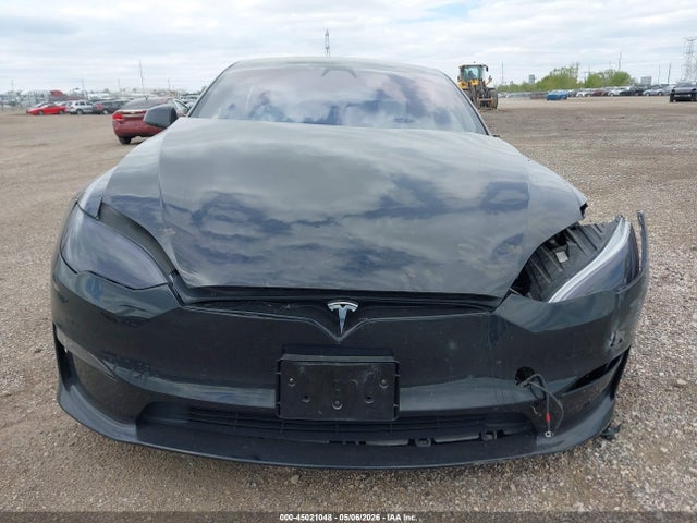 45021048 :رقم المزاد ، 5YJSA1E60NF468523 vin ، 2022 Tesla Model S Plaid Tri Motor All-wheel Drive مزاد بيع