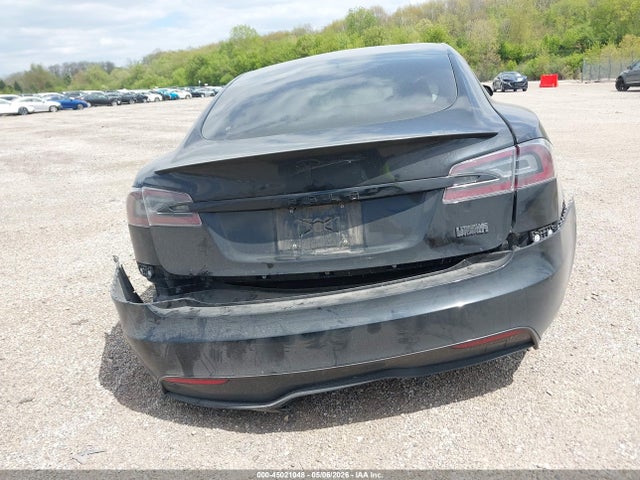 45021048 :رقم المزاد ، 5YJSA1E60NF468523 vin ، 2022 Tesla Model S Plaid Tri Motor All-wheel Drive مزاد بيع