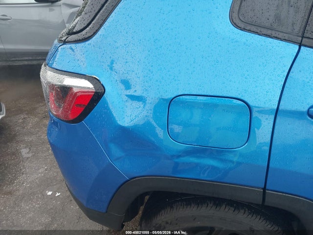 2026 Jeep Compass Latitude Altitude მანქანა იყიდება აუქციონზე, vin: 3C4NJDBN5TT197547, აუქციონის ნომერი: 45021055