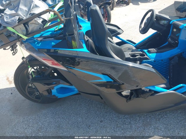Polaris Slingshot R 2020 57XAARHB7L8138014 Image 12