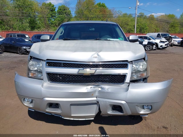 2011 Chevrolet Tahoe Lt მანქანა იყიდება აუქციონზე, vin: 1GNSKBE0XBR183551, აუქციონის ნომერი: 45021096