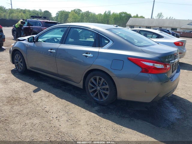 Продажа на аукционе авто 2017 Nissan Altima 2.5 Sl, vin: 1N4AL3AP5HC256837, номер лота: 45021117