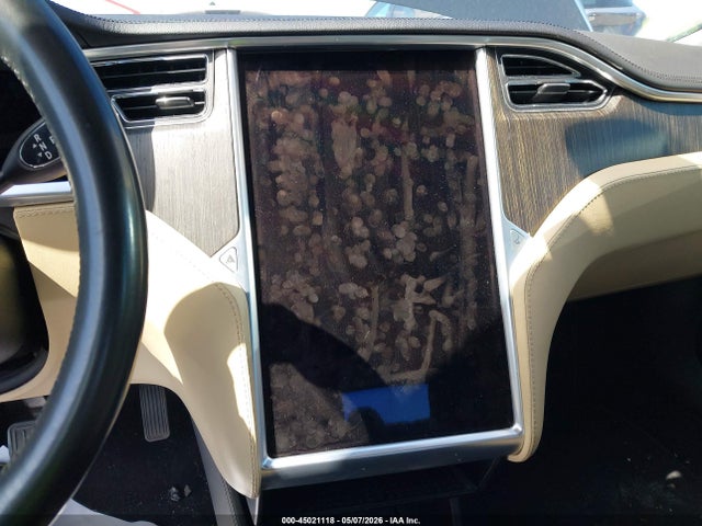 45021118 :رقم المزاد ، 5YJSA1CN5DFP03457 vin ، 2013 Tesla Model S مزاد بيع