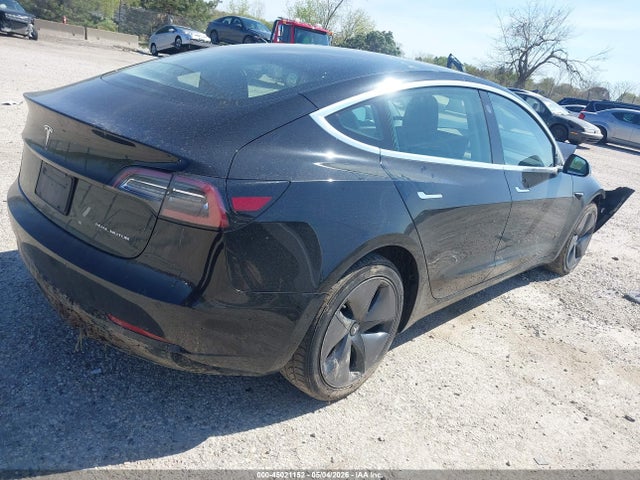 45021152 :رقم المزاد ، 5YJ3E1EB1KF193455 vin ، 2019 Tesla Model 3 Long Range/performance مزاد بيع