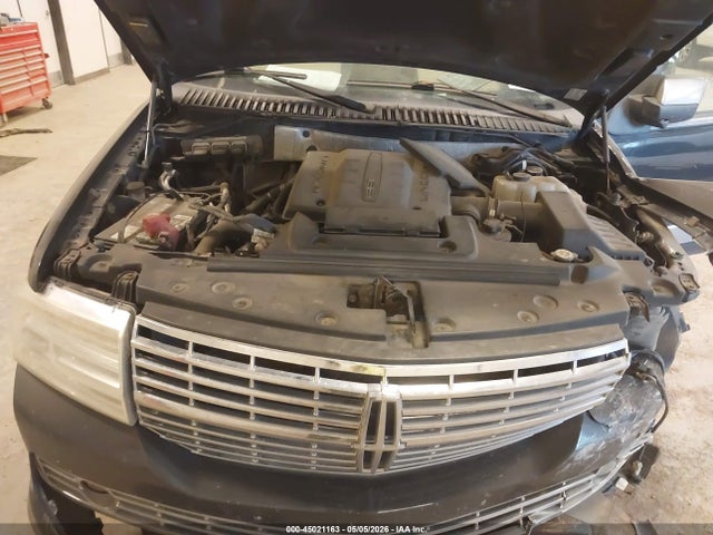 2010 Lincoln Navigator მანქანა იყიდება აუქციონზე, vin: 5LMJJ2J58AEJ05406, აუქციონის ნომერი: 45021163