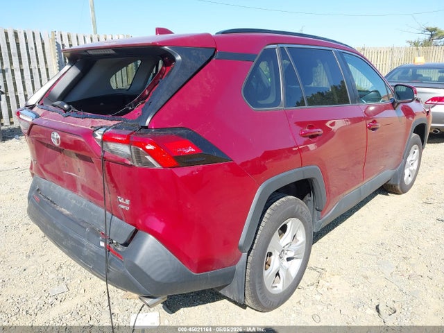 2021 Toyota Rav4 Xle მანქანა იყიდება აუქციონზე, vin: 2T3P1RFV7MW164494, აუქციონის ნომერი: 45021164
